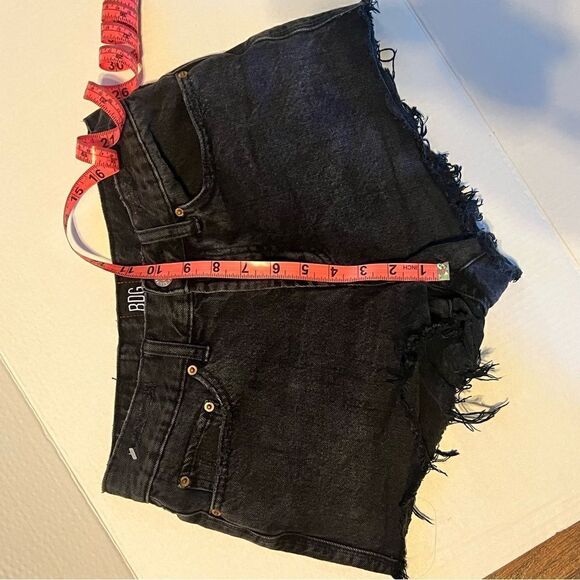 BDG Faded Black High Rise Frayed Booty Shorts 27 - Picture 8 of 11